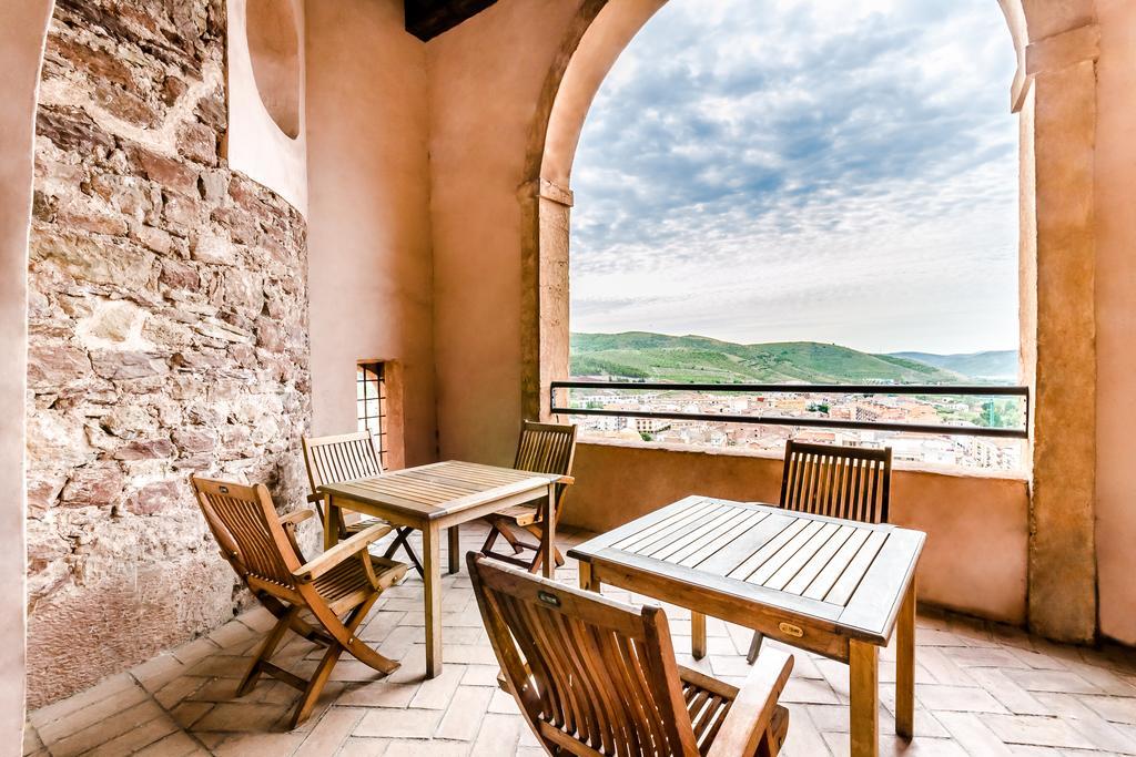 Hospederia Palacio Papa Luna Illueca Dış mekan fotoğraf