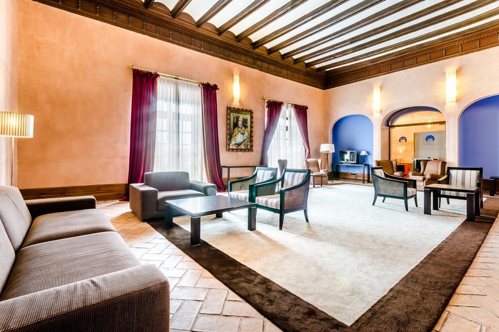 Hospederia Palacio Papa Luna Illueca Dış mekan fotoğraf