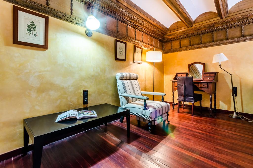 Hospederia Palacio Papa Luna Illueca Dış mekan fotoğraf